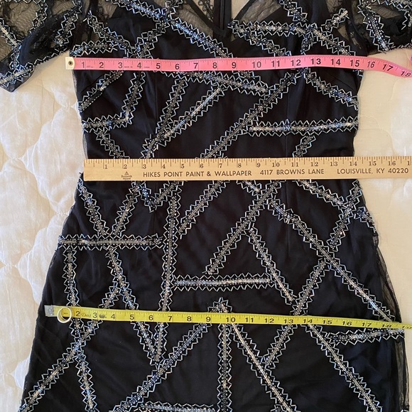 NWT Adrianna Papell Black Beaded Short Sleeve Long Formal Gown Size 4 - Picture 10 of 11